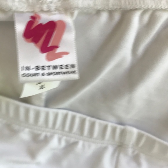 Tennis leggings for a little warmth . Two ball ply - Picture 5 of 5